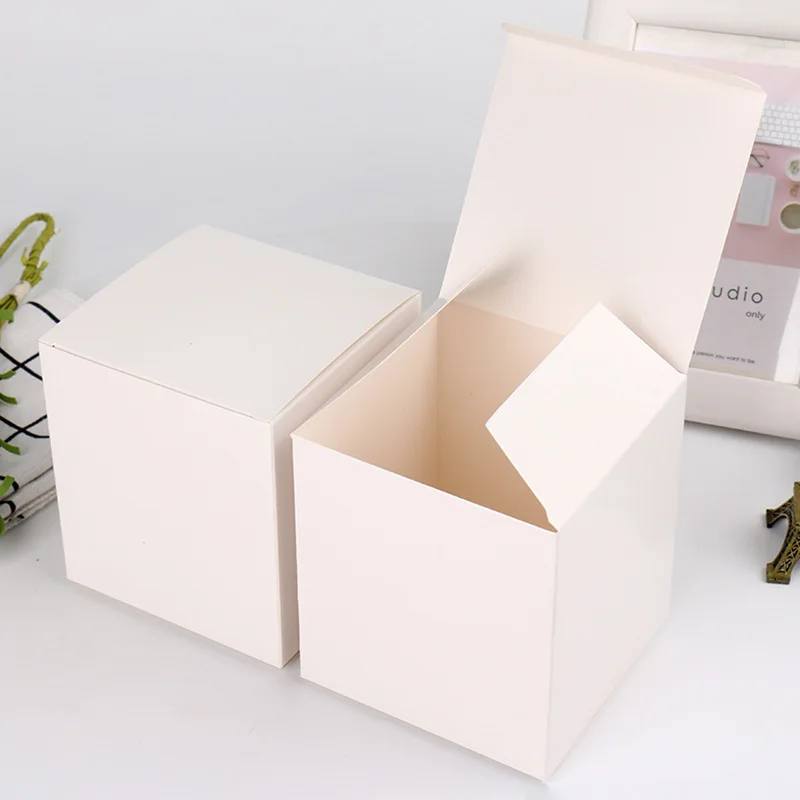 Event Party Box - 100 pz 5x5x5/6x6x6/7x7x7/8x8x8 cm Vuoto Bianco